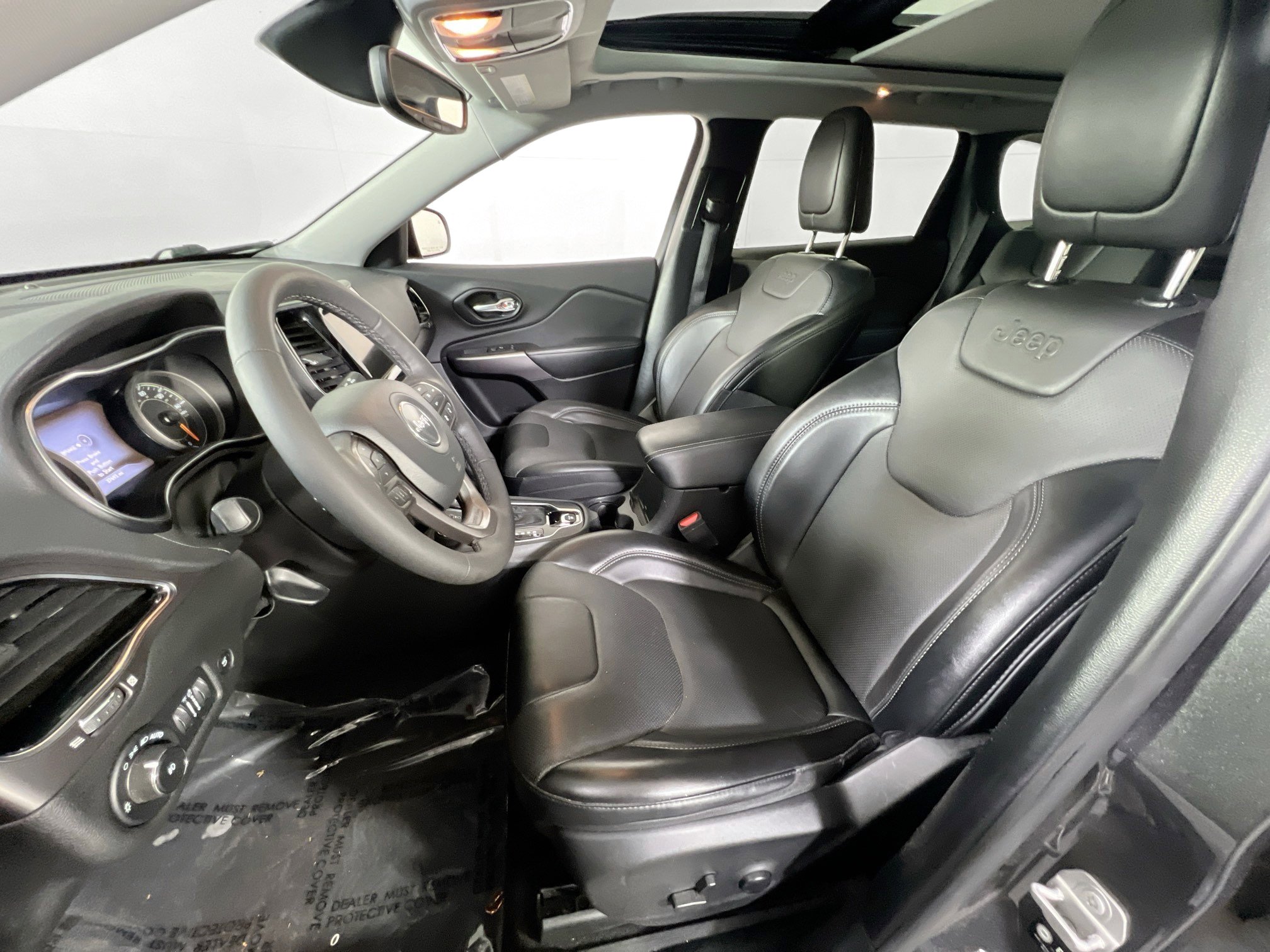 Used 2022 Jeep Cherokee Limited image 20