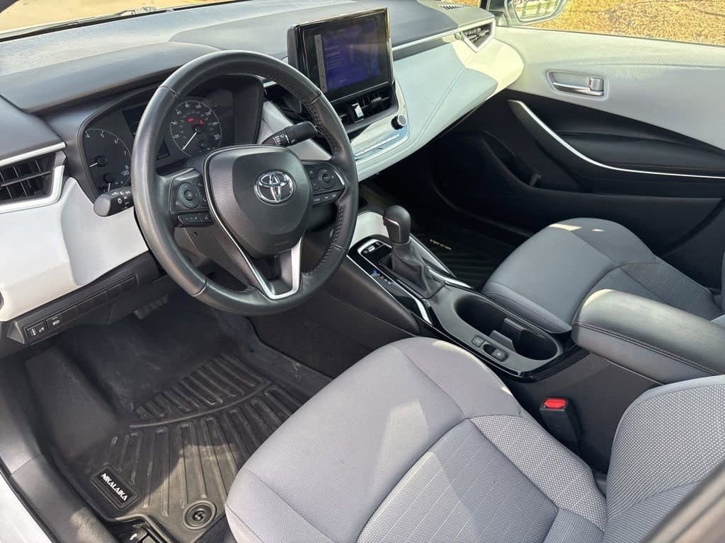 Used 2024 Toyota Corolla SE image 11