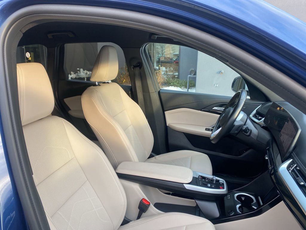 Used 2023 BMW X1 xDrive28i w/ Convenience Package image 13