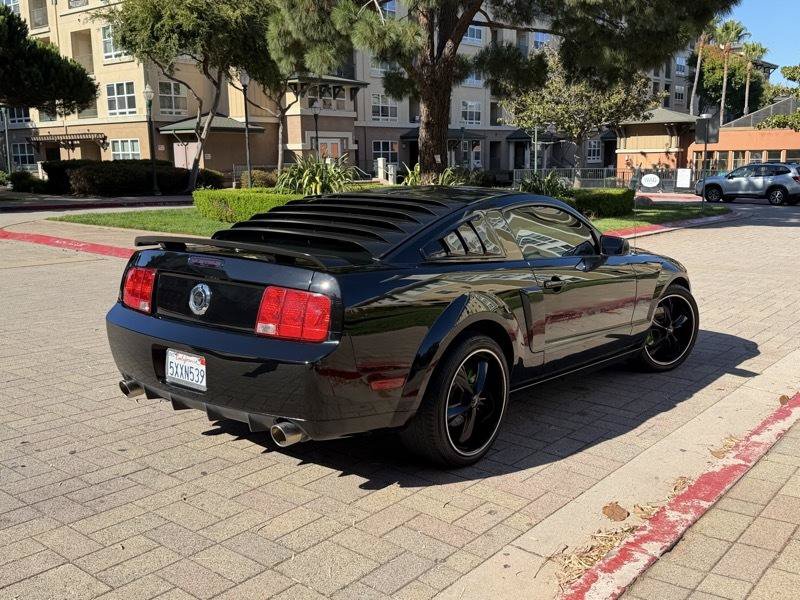 Used 2007 Ford Mustang GT Premium RWD image 6