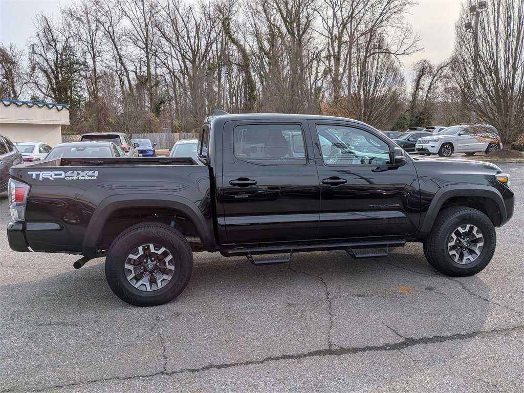 Used 2020 Toyota Tacoma TRD Off-Road image 8