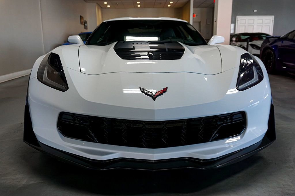 Used 2019 Chevrolet Corvette Z06 w/ Z07 Performance Package image 15