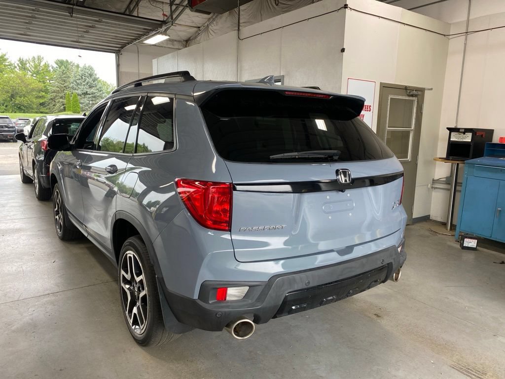 Used 2023 Honda Passport Elite image 3
