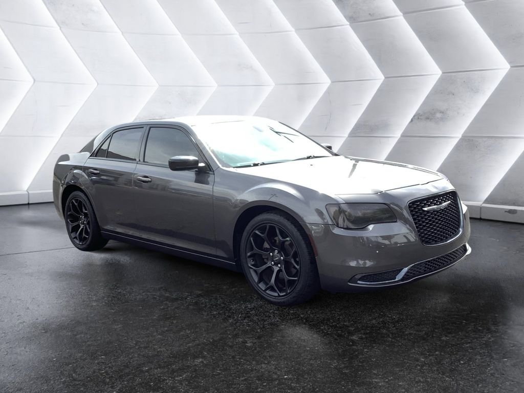 Used 2019 Chrysler 300 Touring w/ Sport Appearance Package image 1
