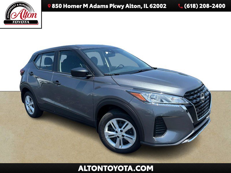 Used 2024 Nissan Kicks S FWD image 1