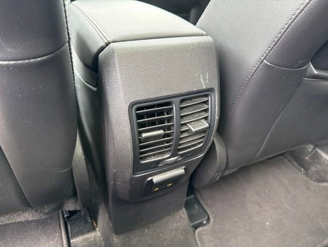Used 2019 Ford Escape Titanium FWD image 18