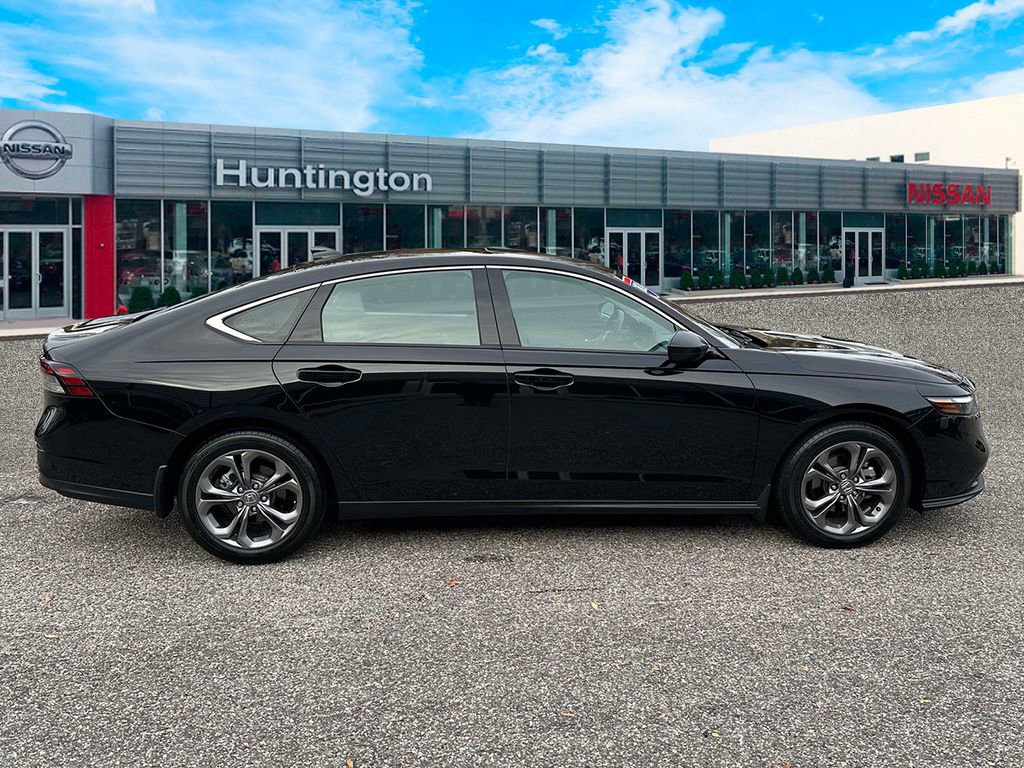 Used 2024 Honda Accord EX image 5