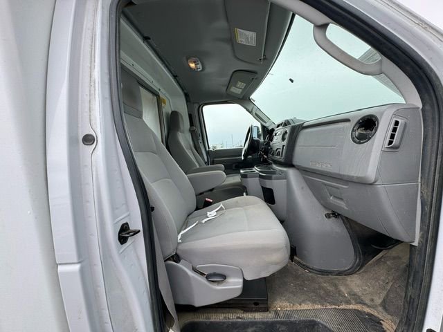 Used 2016 Ford E-350 and Econoline 350 Super Duty w/ Power Windows & Locks Group RWD image 14