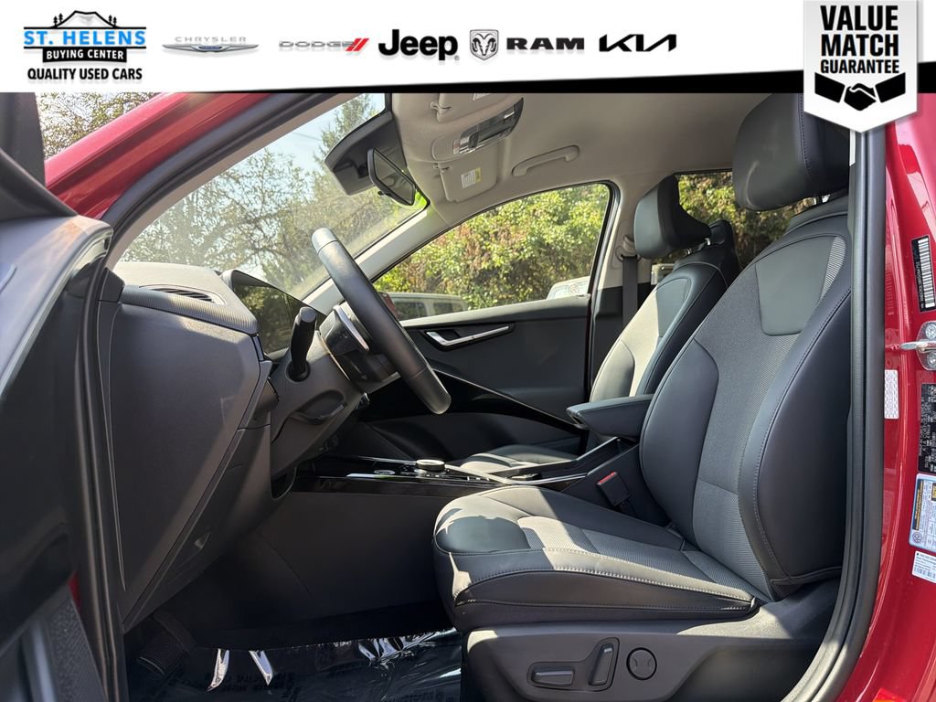 Used 2024 Kia Niro Wind w/ Wind Preserve Package FWD image 12