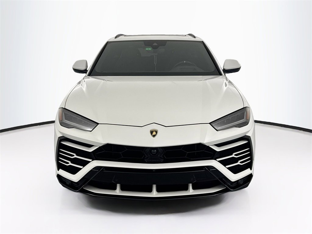 Used 2019 Lamborghini Urus image 2