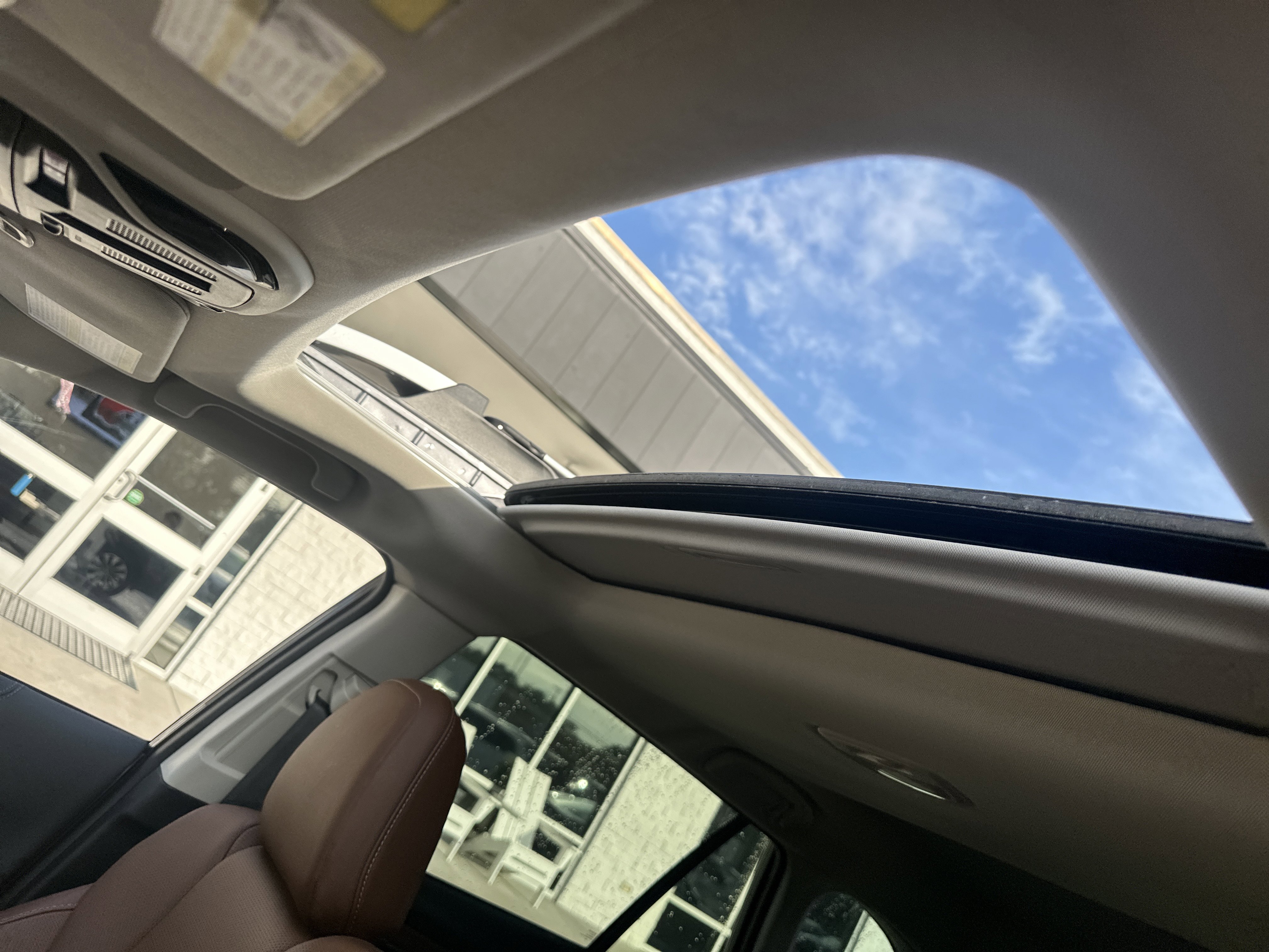 Used 2025 Subaru Outback Touring XT w/ Popular Package #2 image 10