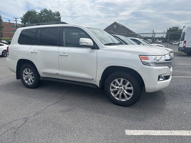 Used 2016 Toyota Land Cruiser AWD/4WD image 7