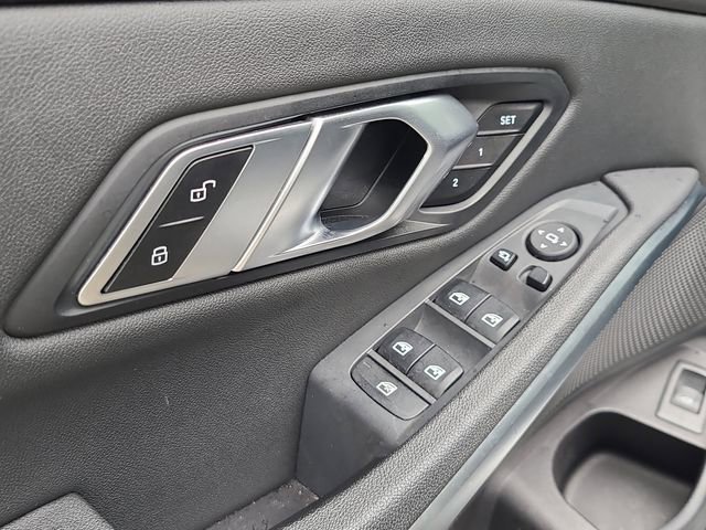 Used 2021 BMW 330i Sedan w/ Driving Assistance Package RWD image 14