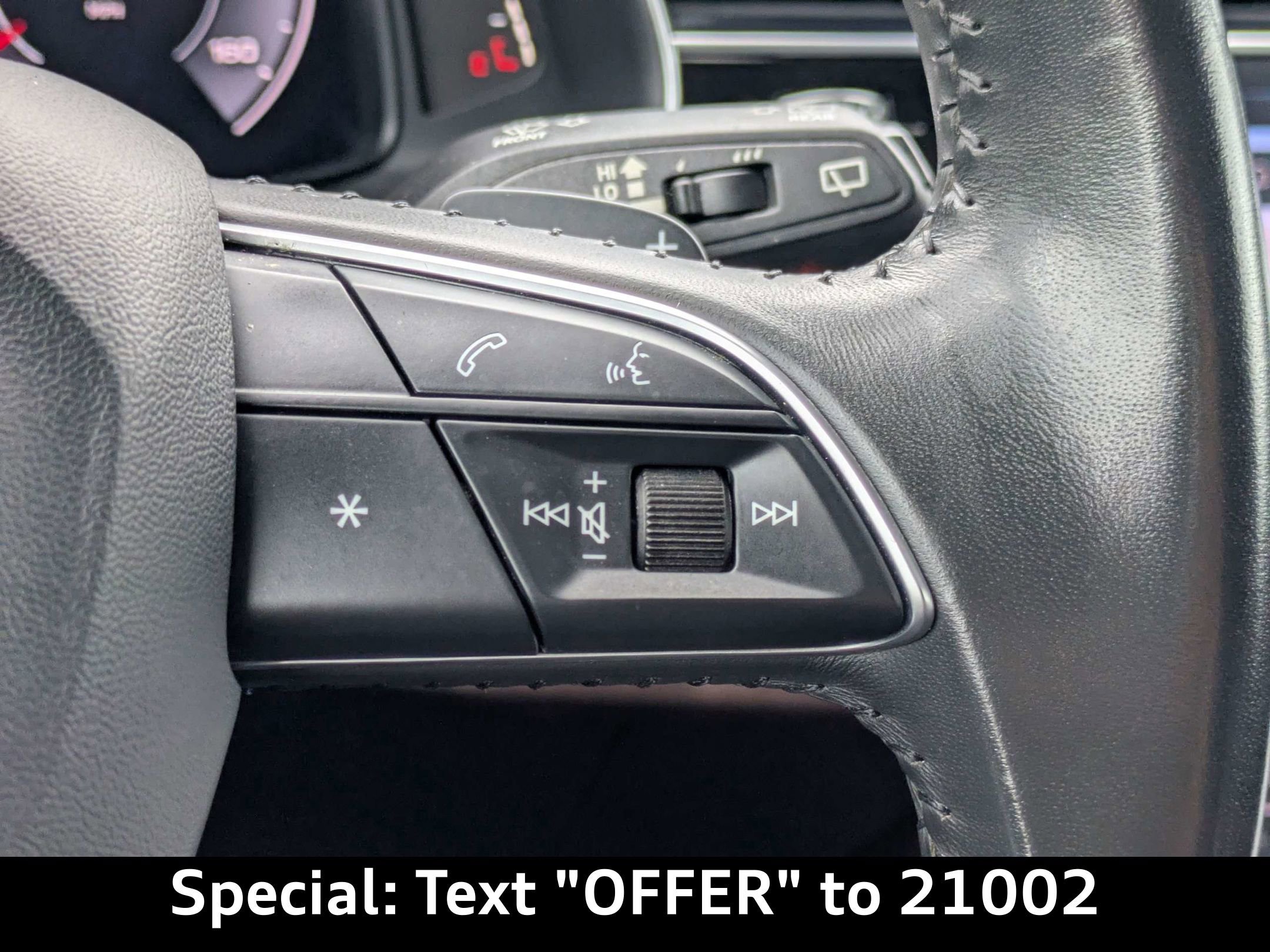 Used 2019 Audi Q8 Prestige w/ Luxury Package AWD/4WD image 30