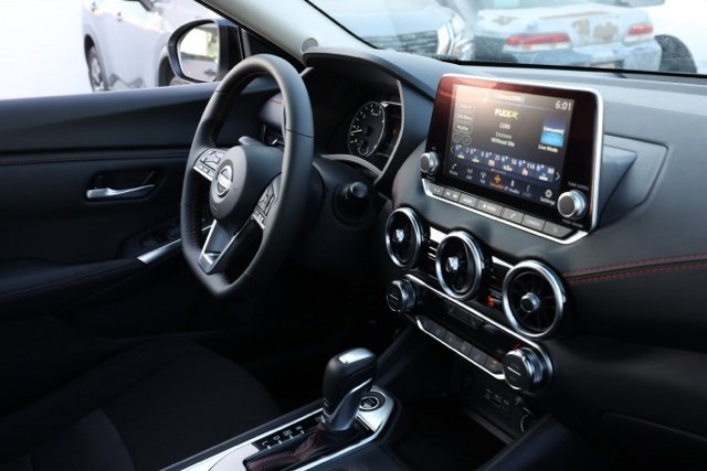New 2025 Nissan Sentra SR image 19