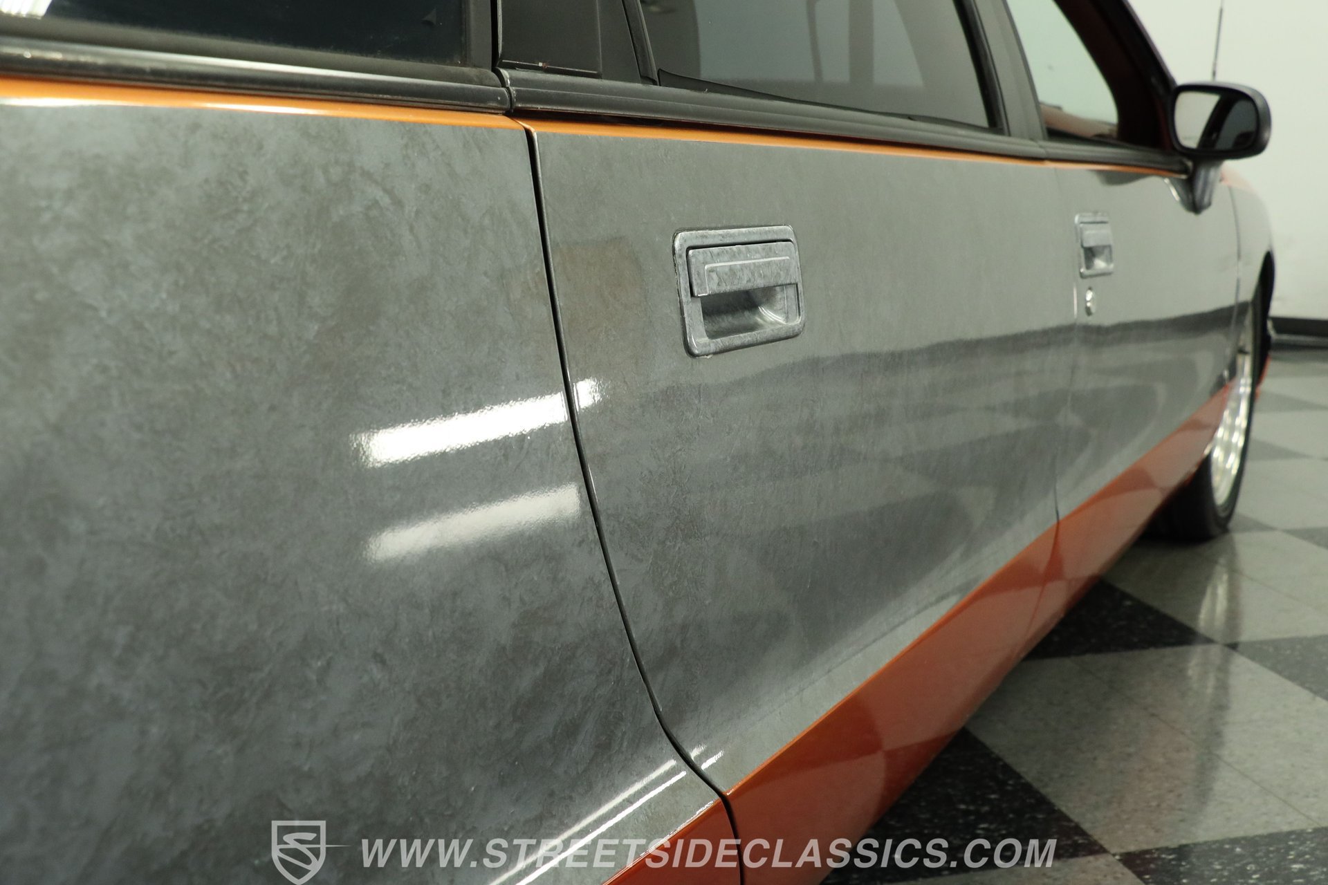 Used 1992 Oldsmobile Custom Cruiser RWD image 27