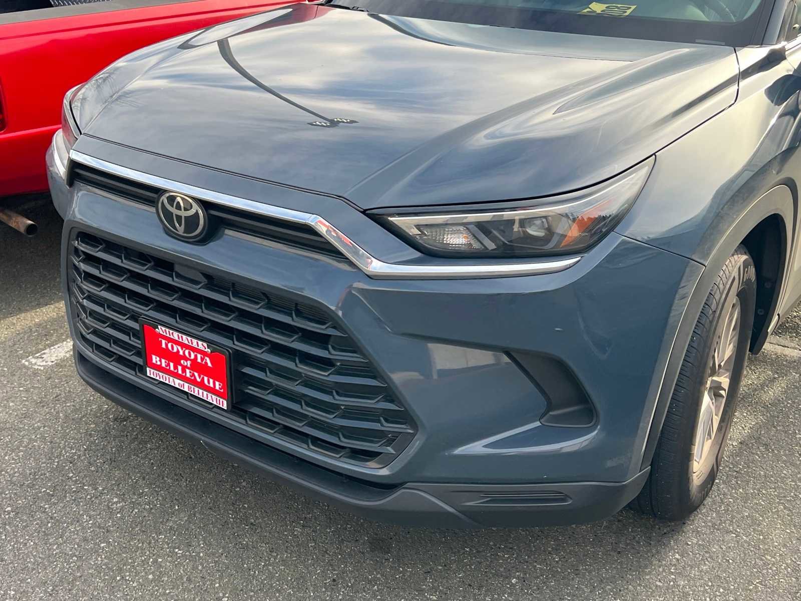 Certified 2024 Toyota Grand Highlander XLE image 2