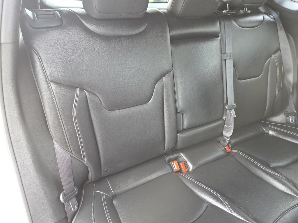 Used 2025 Jeep Compass Limited AWD/4WD image 19