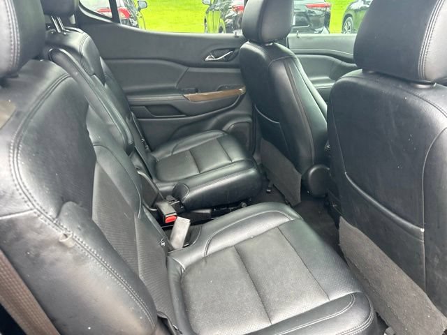 Used 2021 GMC Acadia SLE w/ Driver Convenience Package FWD image 16