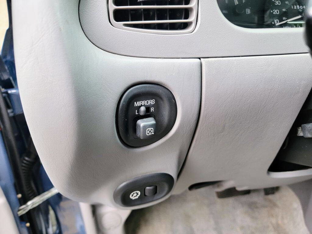 Used 1999 Ford Escort SE image 8