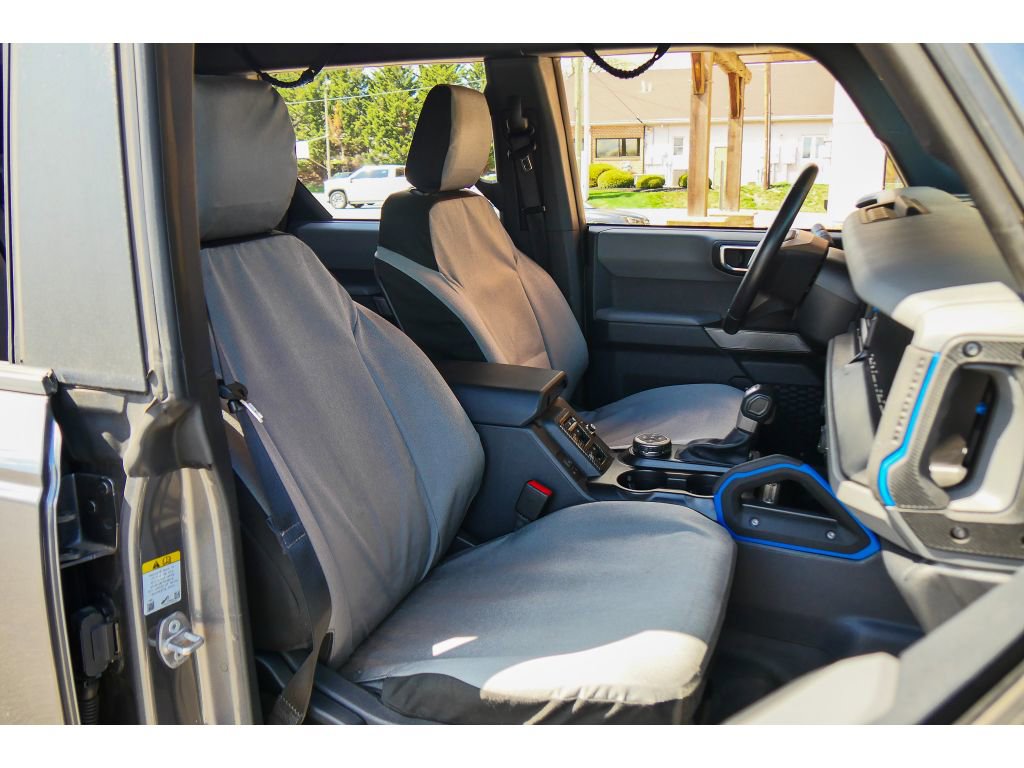 Used 2023 Ford Bronco Black Diamond w/ Sasquatch Package image 14