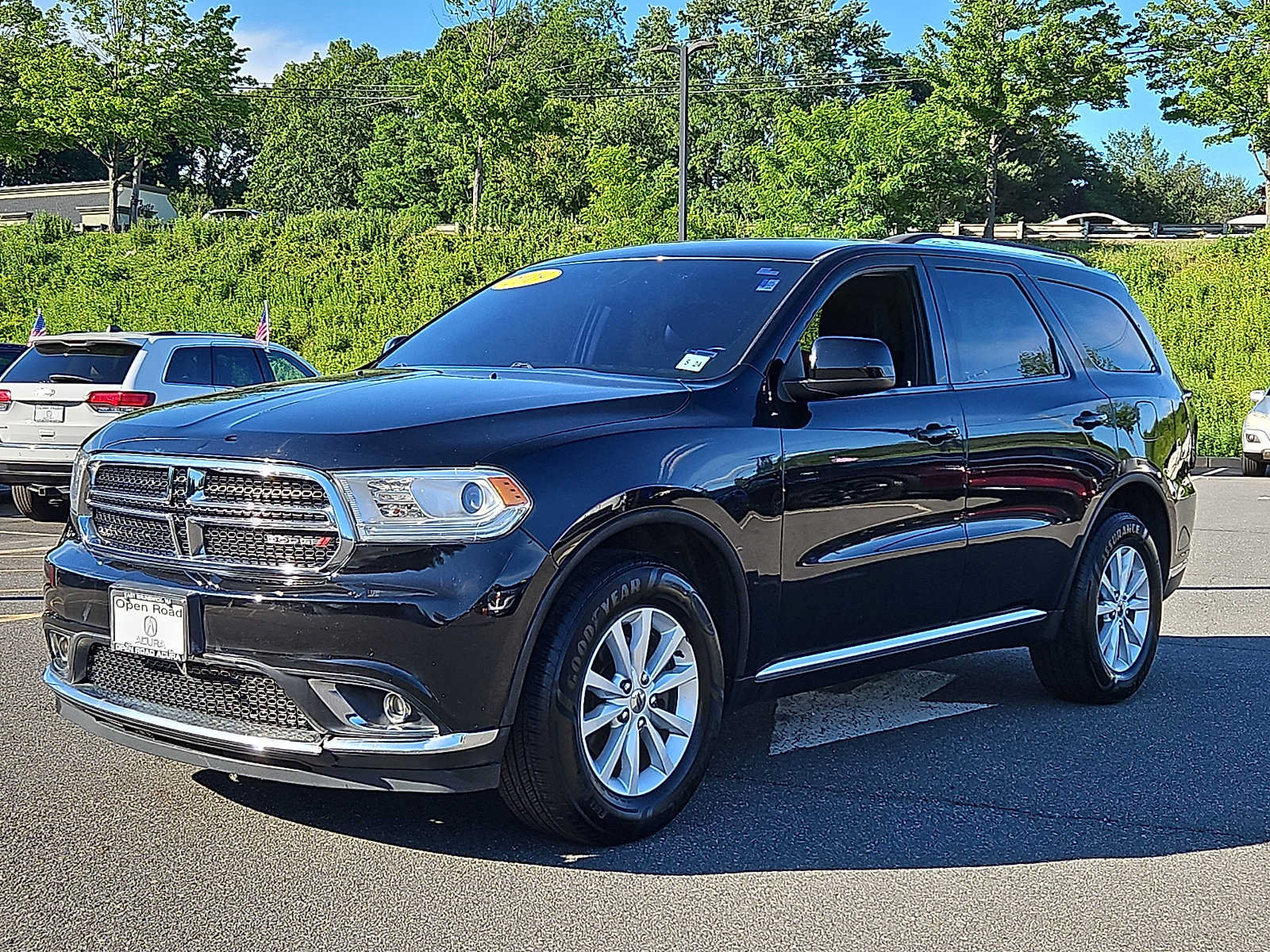 Used 2019 Dodge Durango SXT AWD/4WD image 3