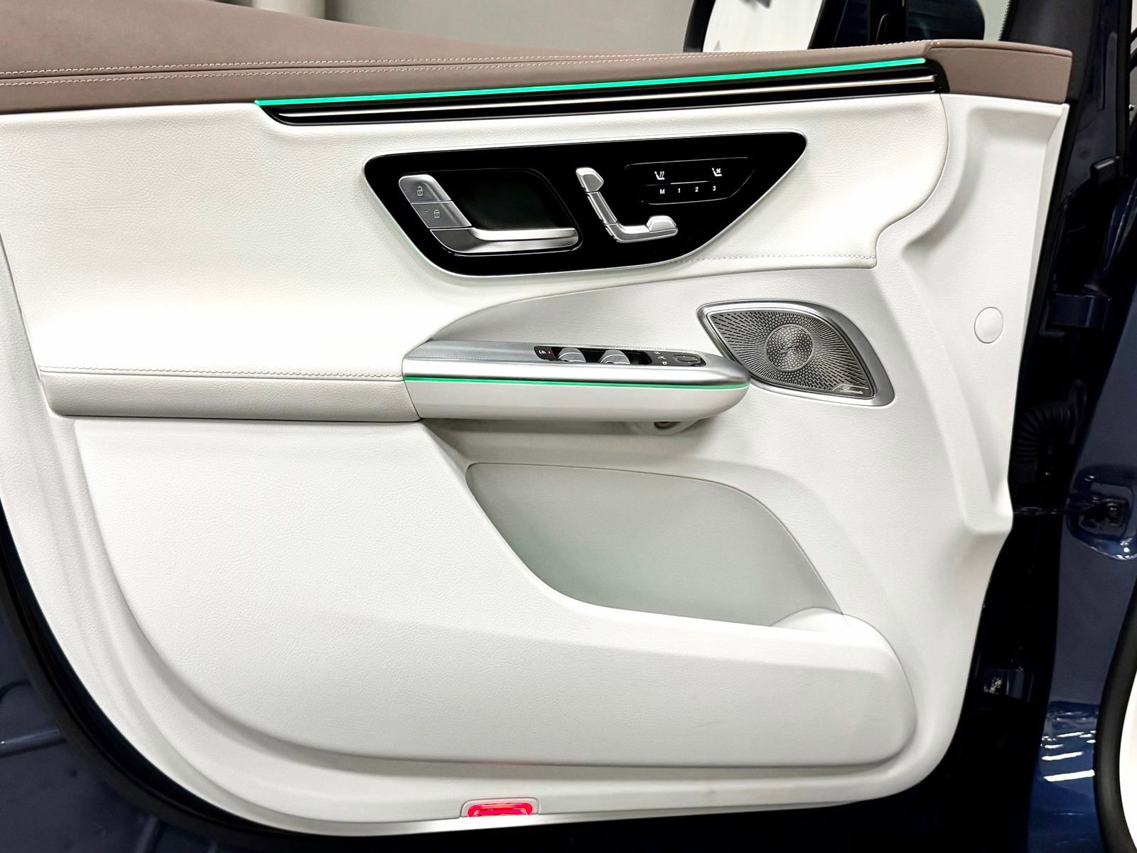 Certified 2023 Mercedes-Benz EQE 350+ 4MATIC SUV image 20