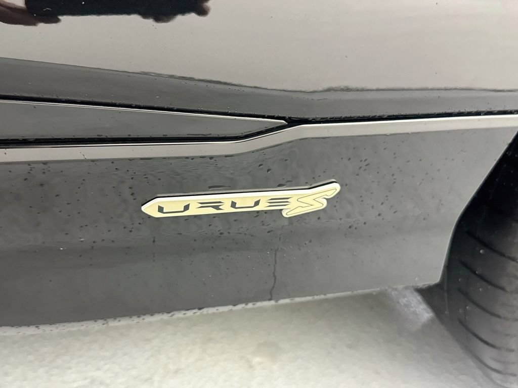 Used 2024 Lamborghini Urus S AWD/4WD image 27