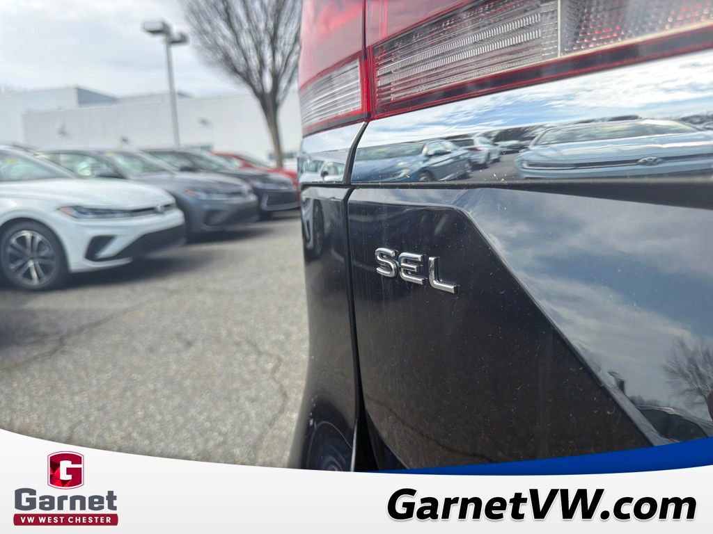 Used 2025 Volkswagen Atlas SEL Premium R-Line image 49