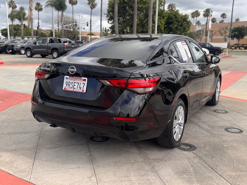Certified 2025 Nissan Sentra S FWD image 8