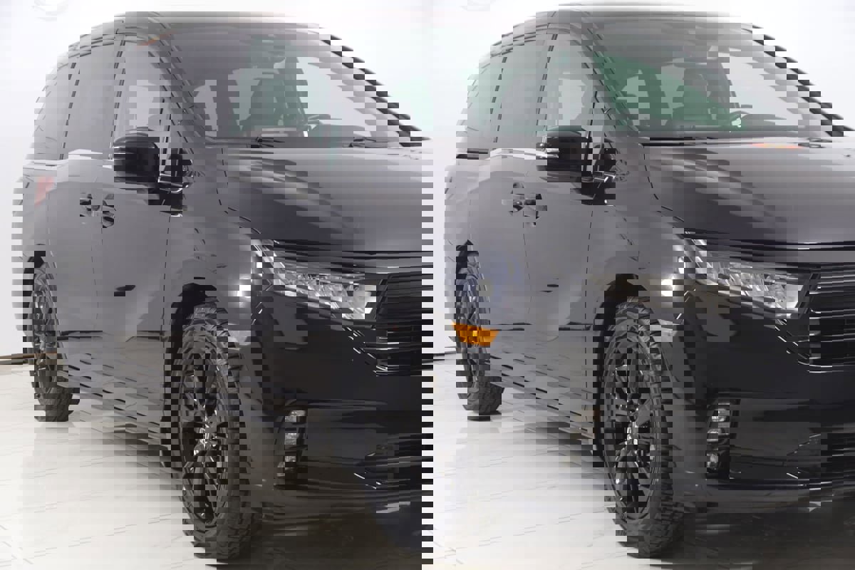 Used 2023 Honda Odyssey Sport image 39