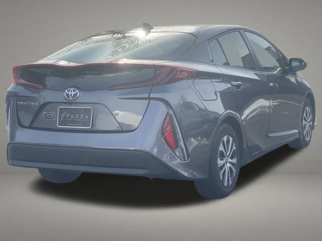 Used 2022 Toyota Prius Prime LE image 5