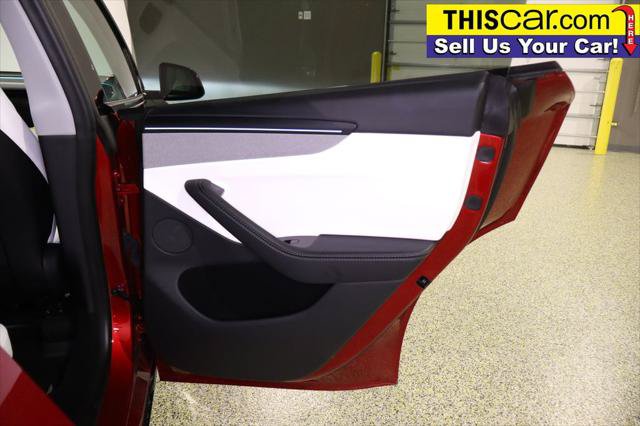 Used 2026 Tesla Model Y 2WD image 31