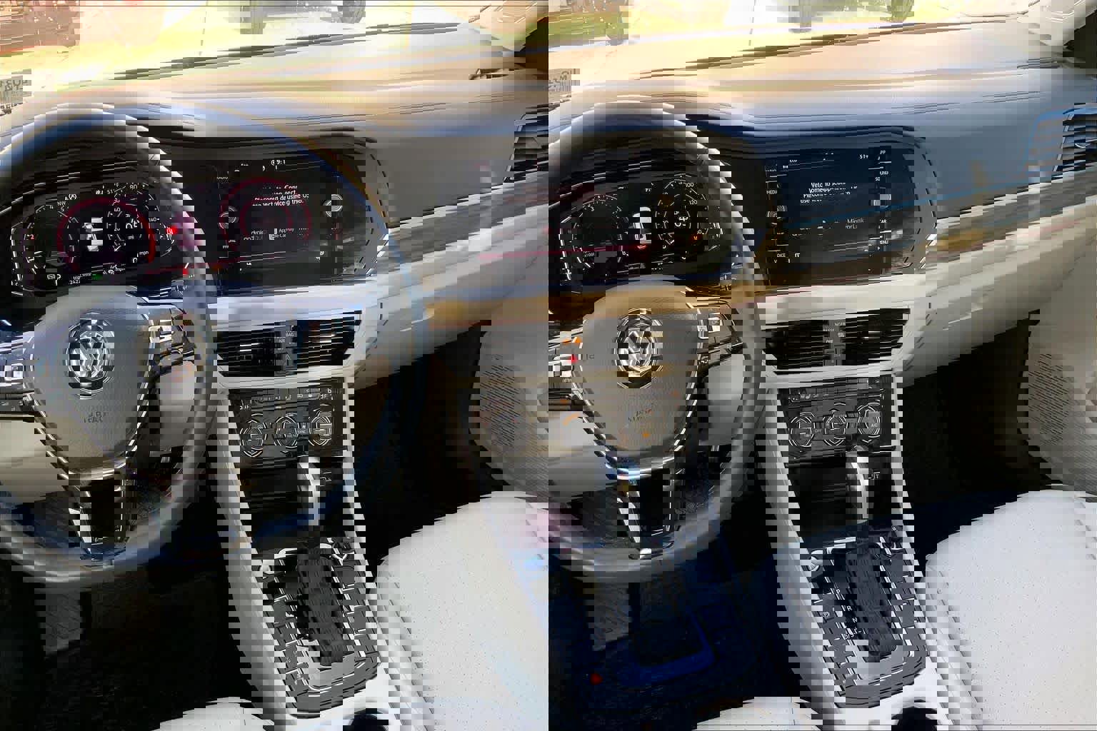 Used 2020 Volkswagen Jetta SEL image 6