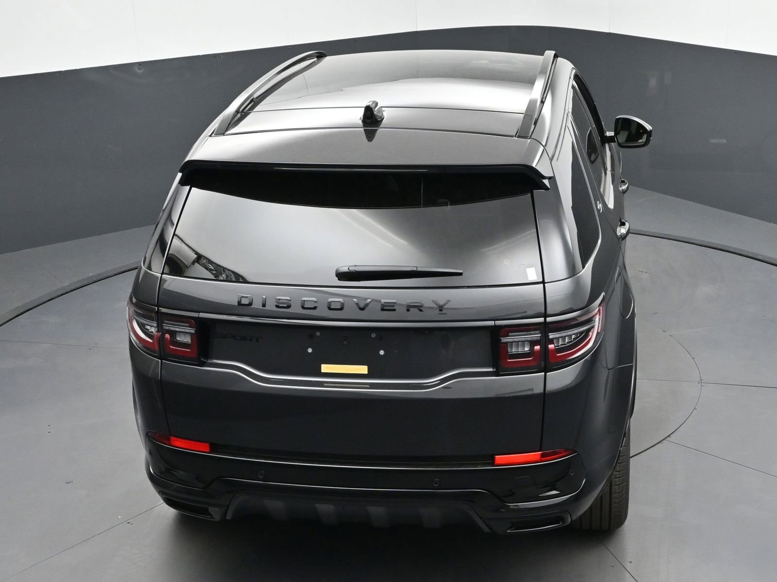 New 2025 Land Rover Discovery Sport Dynamic SE image 38