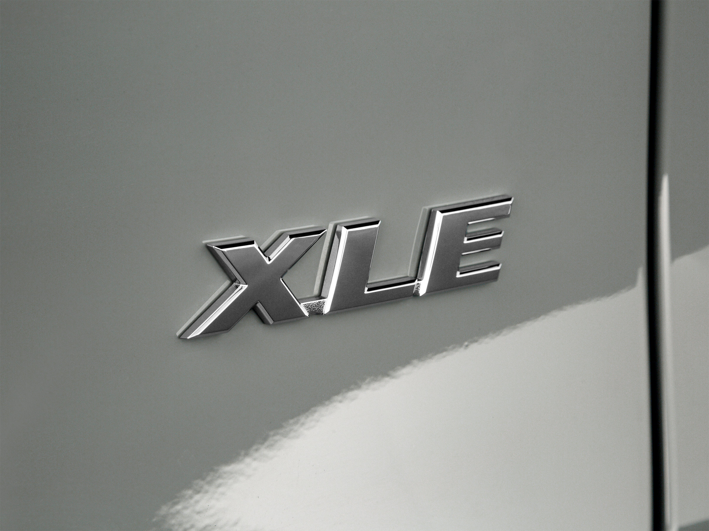 Used 2022 Toyota RAV4 XLE Premium FWD image 55