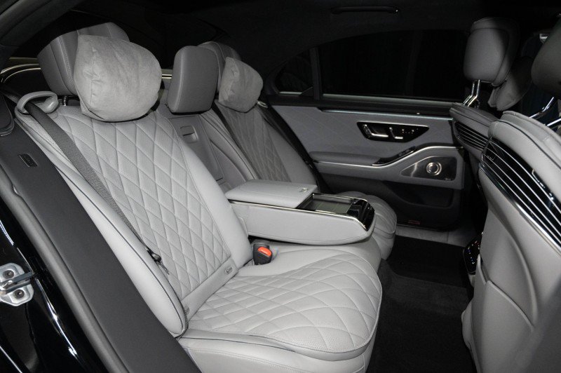 Certified 2025 Mercedes-Benz S 580 4MATIC Sedan image 15