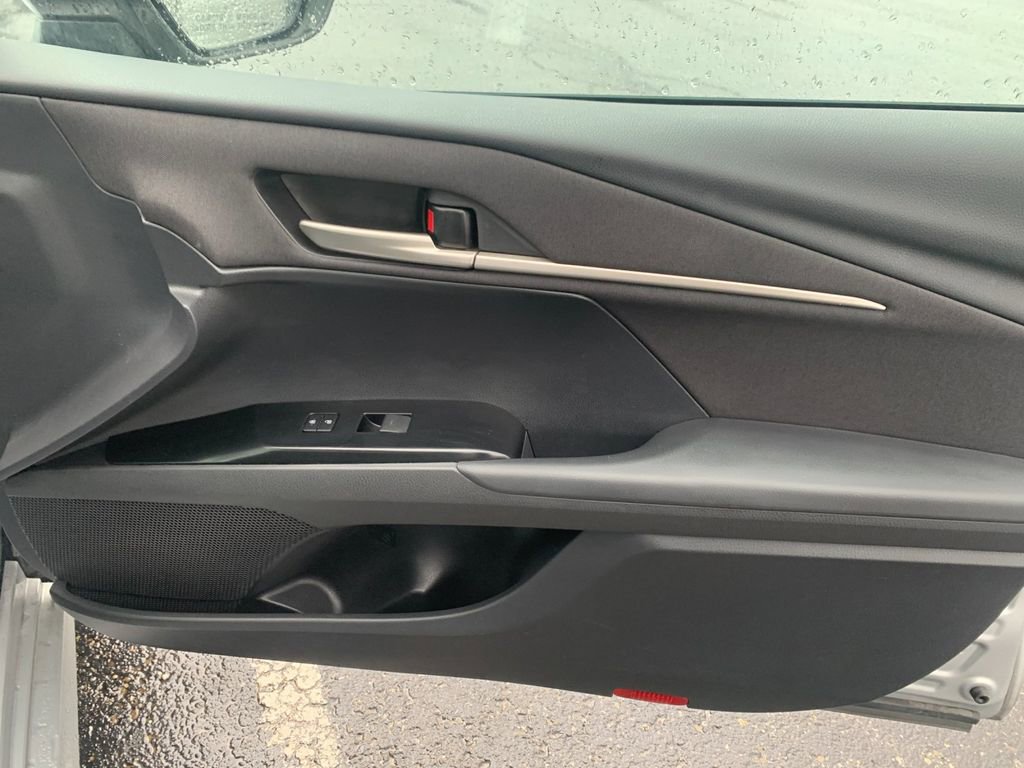 Used 2025 Toyota Camry LE image 20