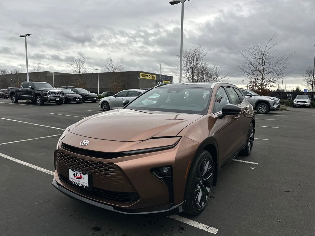 New 2025 Toyota Crown Signia image 7