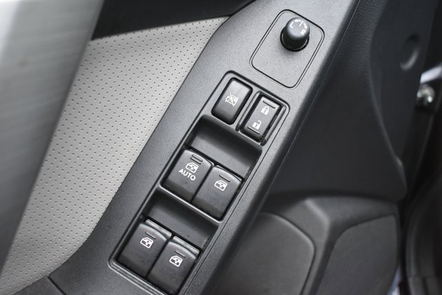 Used 2015 Subaru Forester 2.5i Touring w/ Eyesight & Navigation System image 15