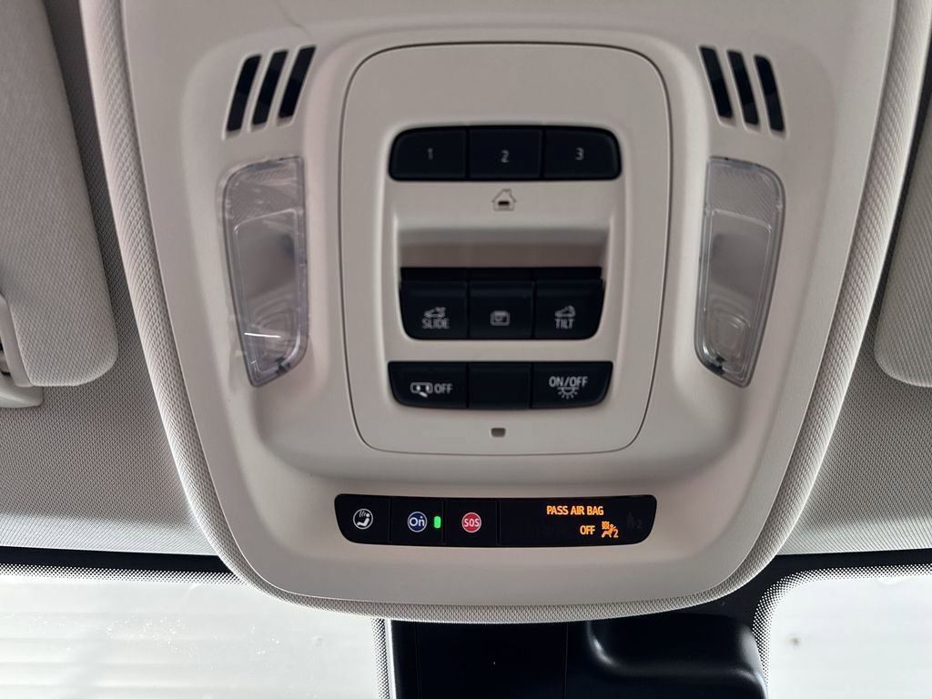 Certified 2023 Buick Envision Avenir AWD/4WD image 31