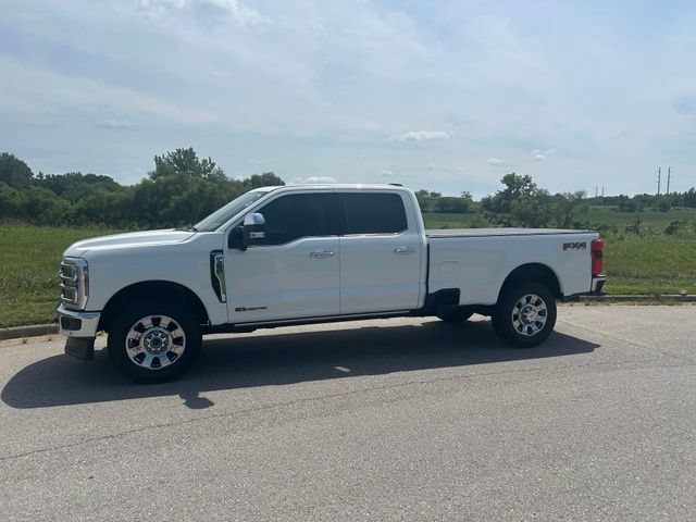 Used 2025 Ford F350 King Ranch w/ Chrome Package AWD/4WD image 3