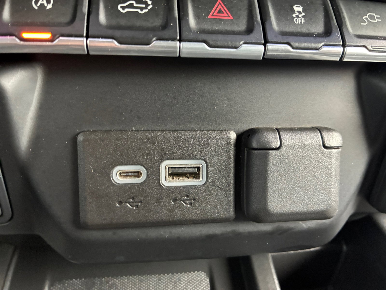 Used 2020 GMC Sierra 1500 SLT image 20