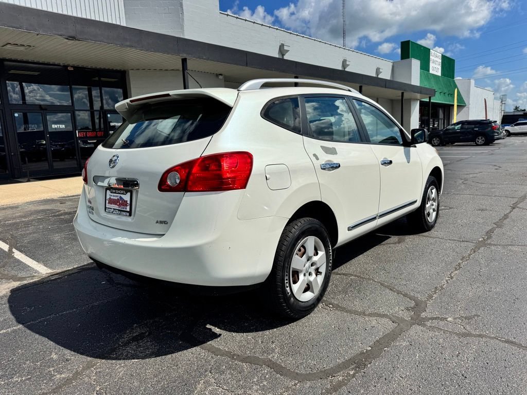Used 2015 Nissan Rogue S w/ Convenience Package AWD/4WD image 10