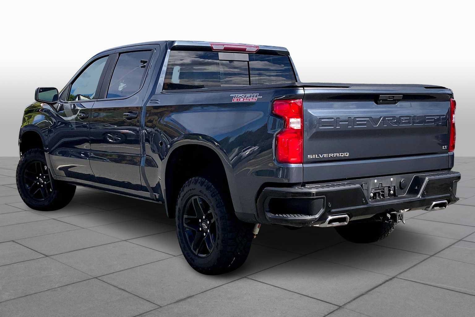 Used 2021 Chevrolet Silverado 1500 LT Trail Boss w/ Convenience Package II AWD/4WD image 12