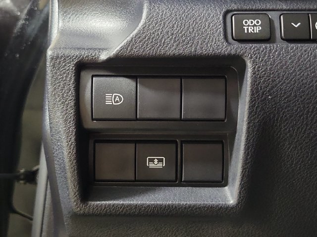 Used 2025 Lexus IS 300 w/ Premium Package RWD image 24