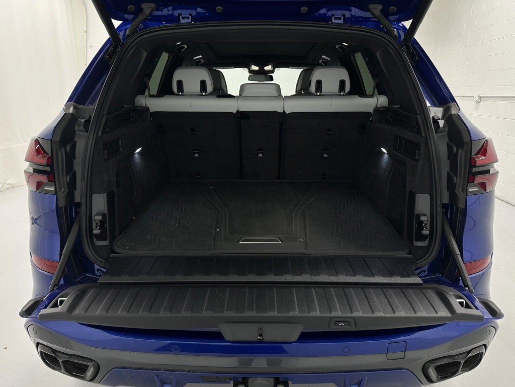 Used 2025 BMW X5 M60i image 44