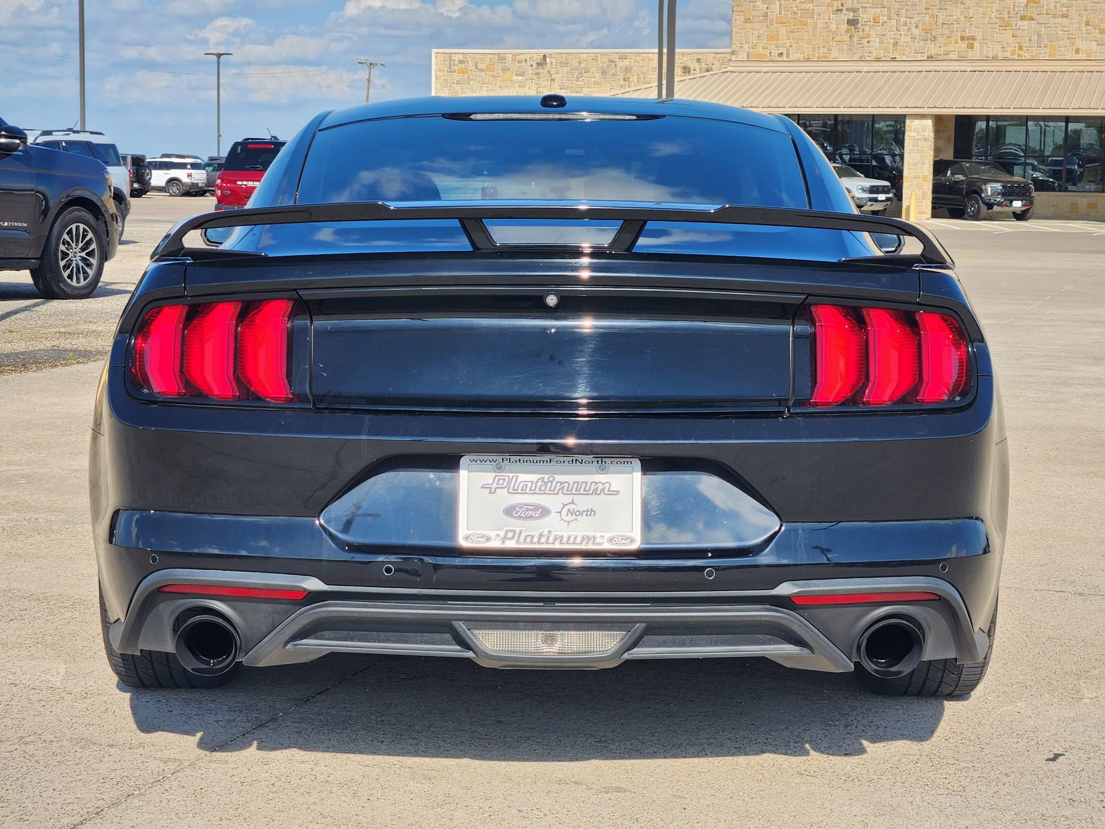 Used 2019 Ford Mustang Premium w/ Ecoboost Performance Package image 8