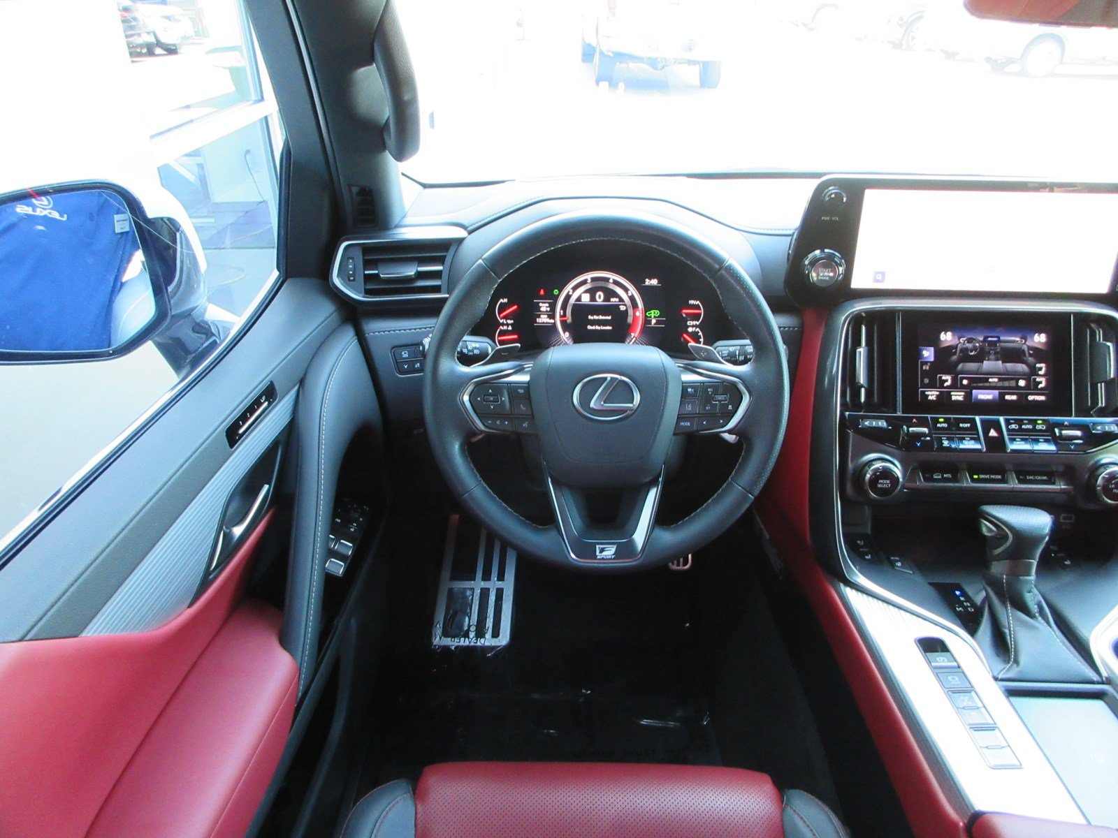 Used 2024 Lexus LX 600 F Sport AWD/4WD image 40