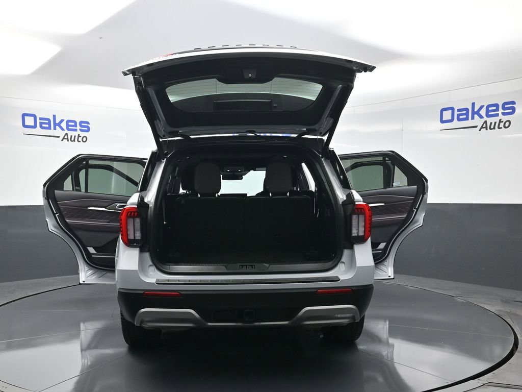 Used 2025 Ford Explorer Platinum w/ LUX Leather Package image 62